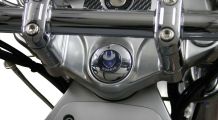  BMW R850C, R1200C Copertura della testa dello sterzo con emblema