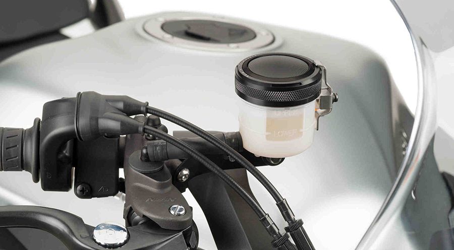 BMW S1000RR (2009-2018) Coprire il serbatoio del liquido dei freni
