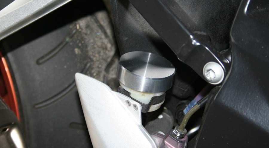 BMW R1200GS (04-12), R1200GS Adv (05-13) & HP2 Protezione serbatoio liquido freni a pedale