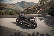 La nuova BMW R1300R