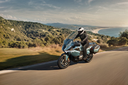 La nuova BMW R1300RT