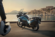 La nuova BMW R1300RT